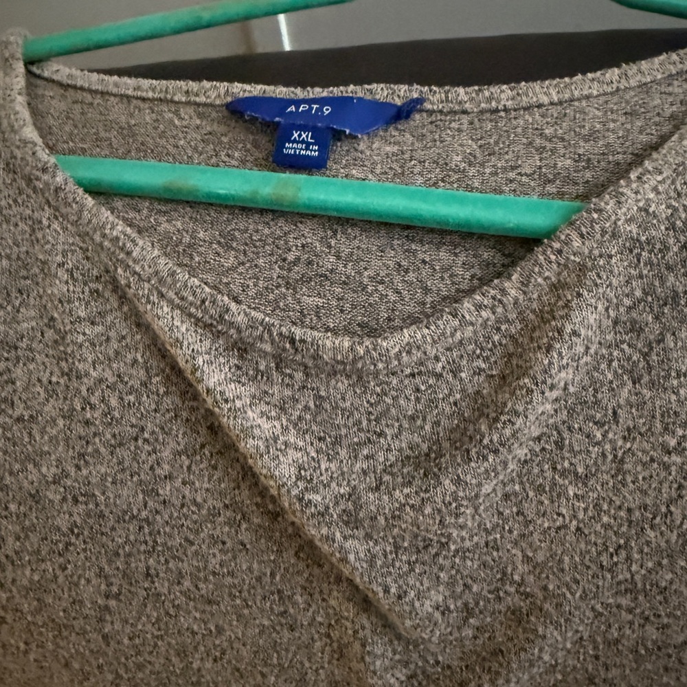 Apt. 9 Gray V-Neck Sweater with Soft Knit Texture